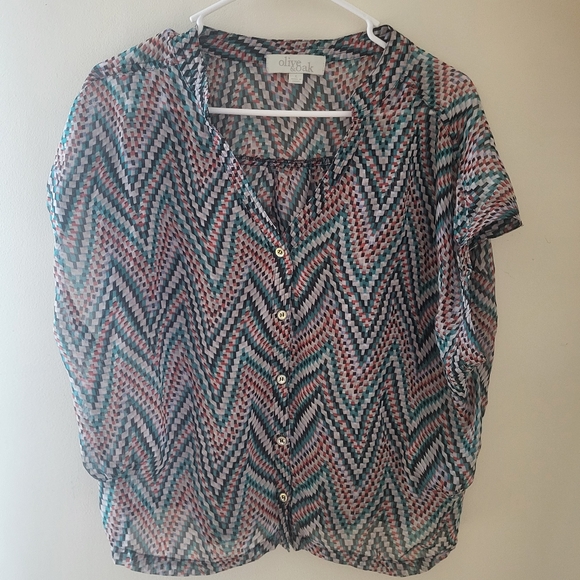 Olive & Oak Tops - Olive & Oak Blouse Size L